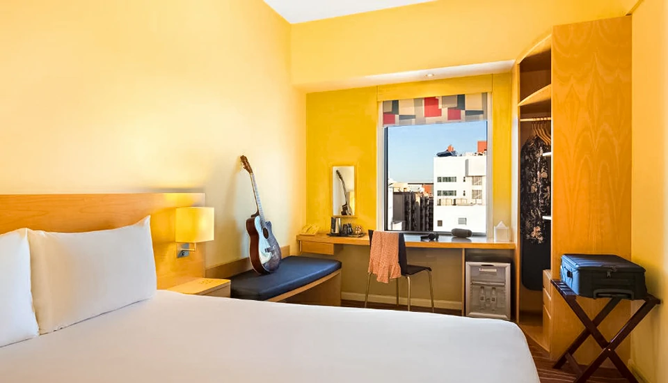 هتل آیبیس الرقه دبی